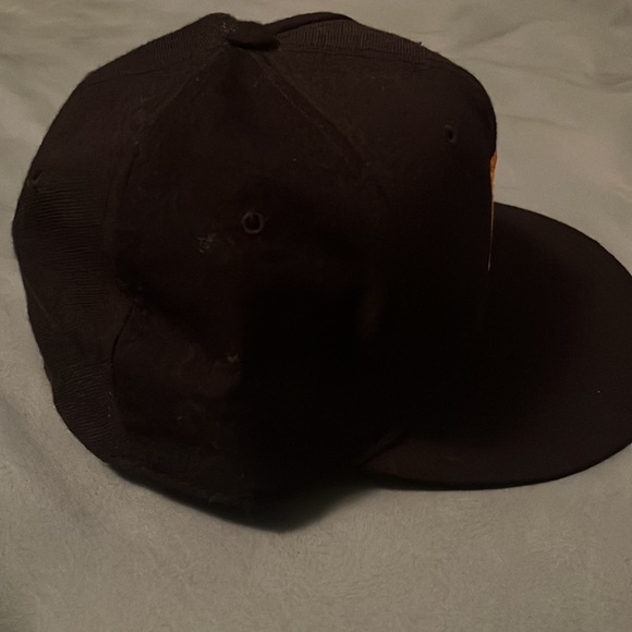 New Era fitted Pittsburgh Pirates hat size 7 1/8 - Picture 4 of 6